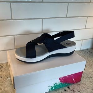 Clarks Cloud Steppers, Blue, Size 8 wide